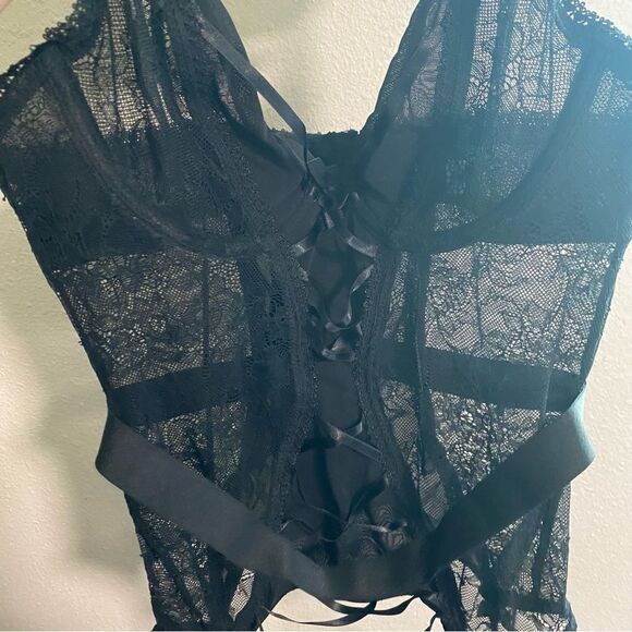 Adore me sexy black lace Black Lace Corset lace front garter straps 34B - Picture 3 of 13